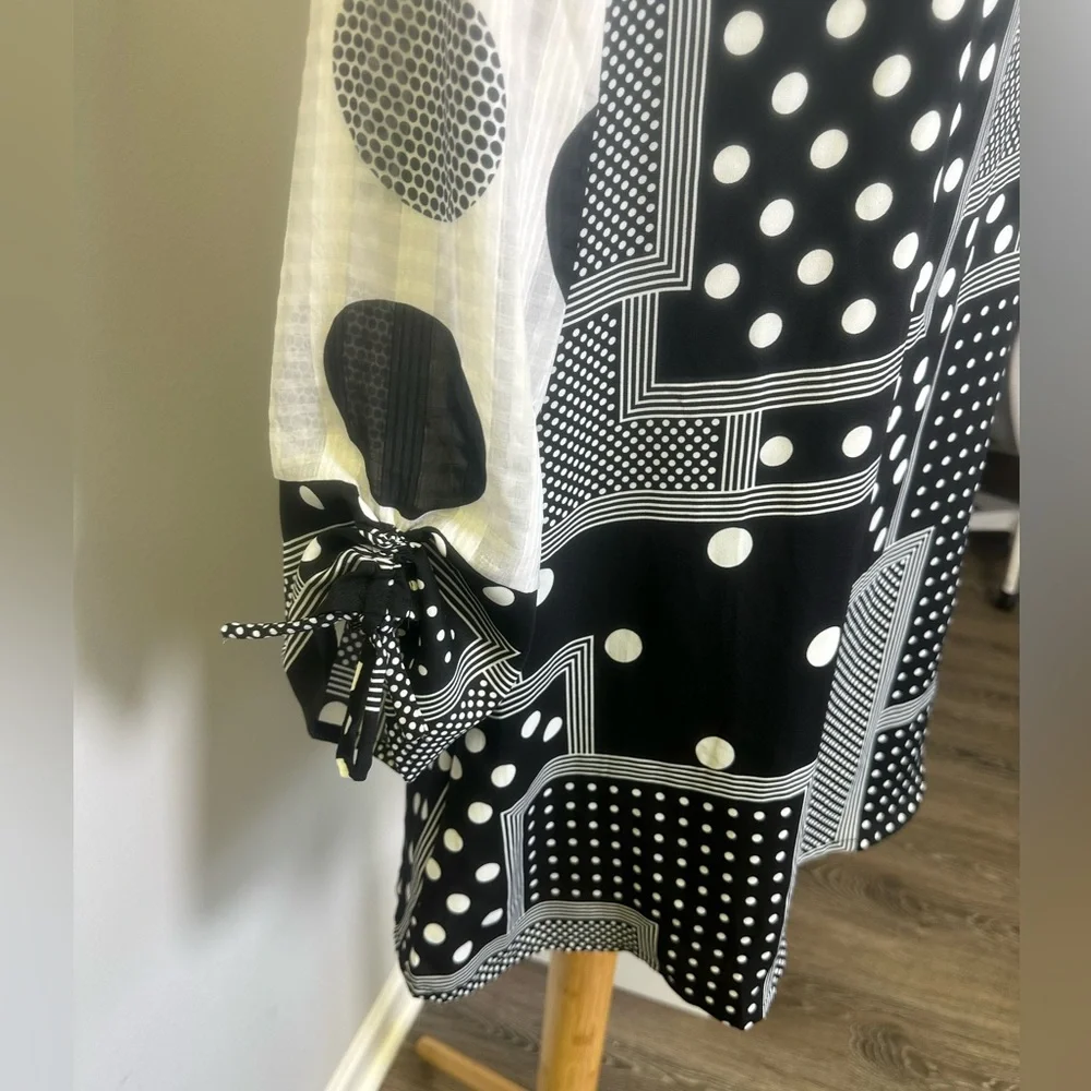 NorthStyle Blouse Size XL Black 3/4 Sleeves Polka Dot Tunic - Picture 5 of 7